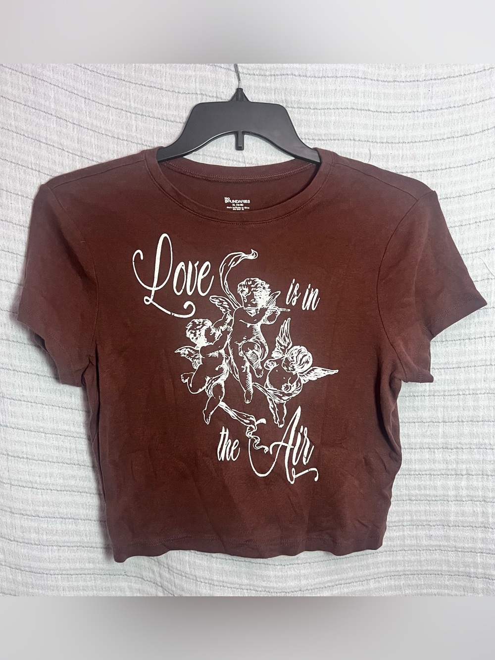 No Boundaries Brown Short Sleeve Tee with White Cherub Graphic